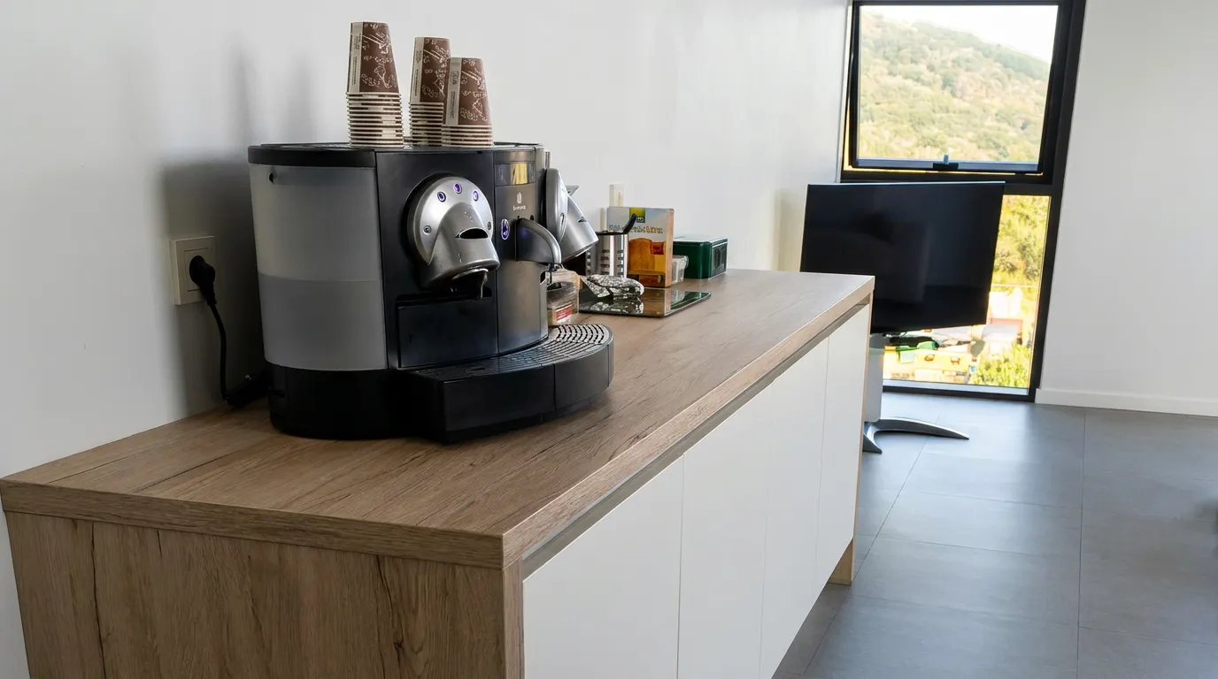 IDK Elektronika – Office — imagen 3