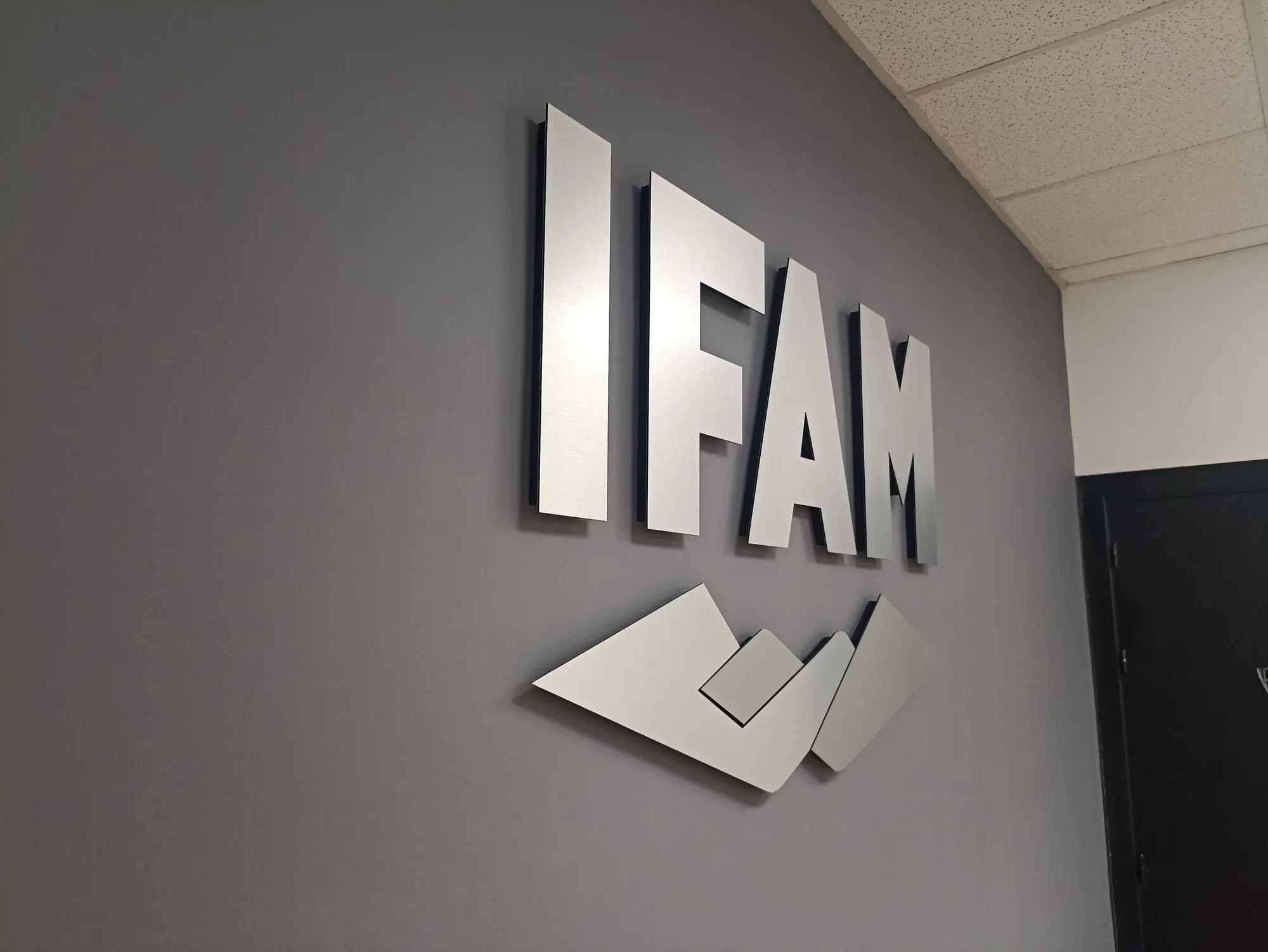 IFAM Seguridad – Sala de Visita — imagen 3