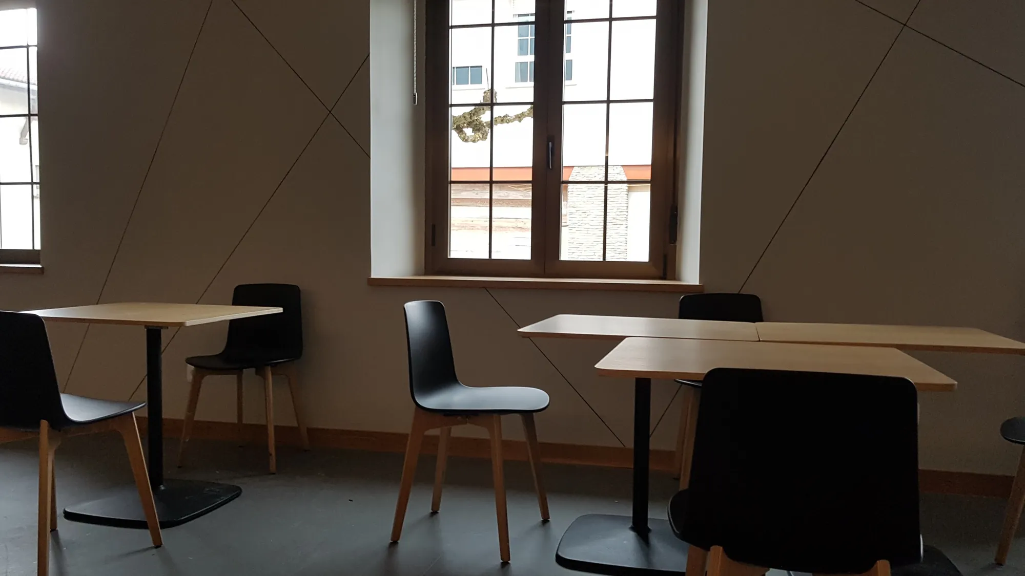 Hostal Ibaisek – Bar — imagen 4